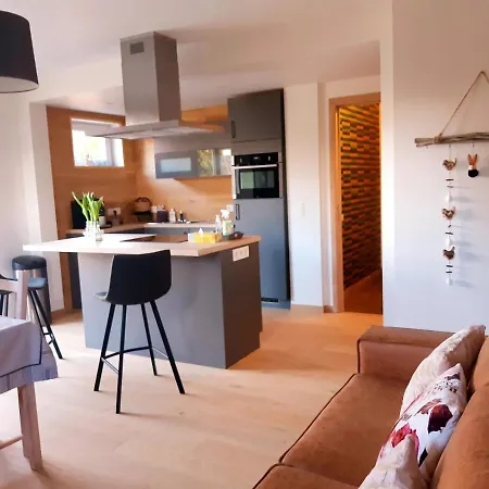 아파트 La Maison Des Senteurs 프란코르챰프스