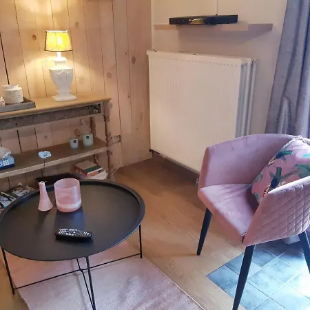 La Maison Des Senteurs Apartment